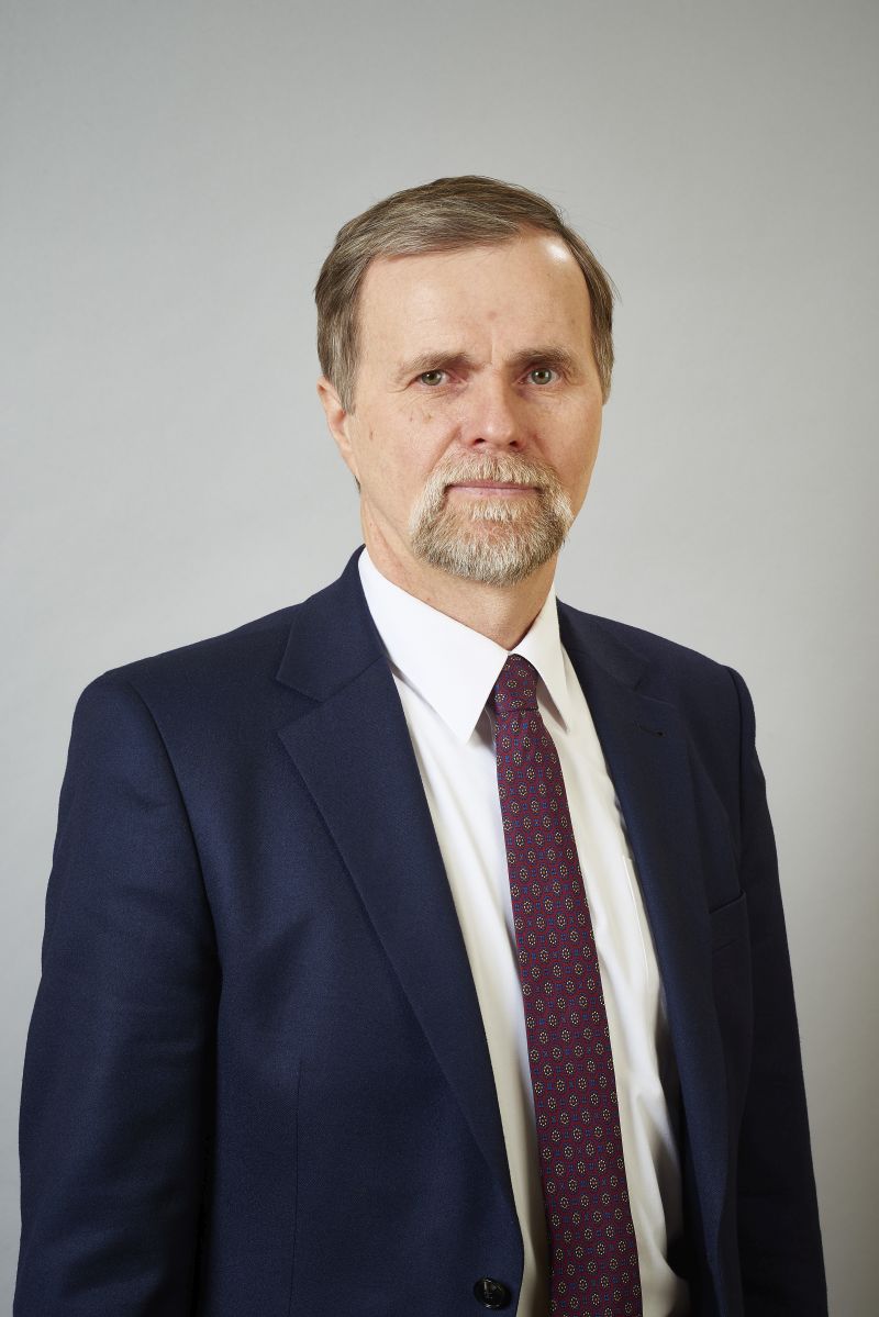 Zastępca Prezydenta ds. Gospodarki Przestrzennej i Inwestycyjno-Remontowej - Artur Maruszczak w biurze
