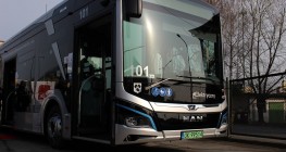 Jeszcze więcej autobusów „na wtyczkę” Jeszcze więcej autobusów „na wtyczkę”