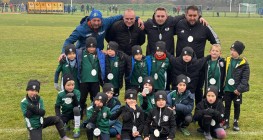 Futbol z dziecięcą pasją na stadionie w Koźlu