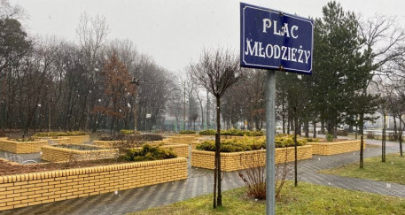 Plac Młodzieży jak nowy   