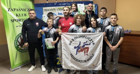 Mocne wejście naszych młodych zapaśników!