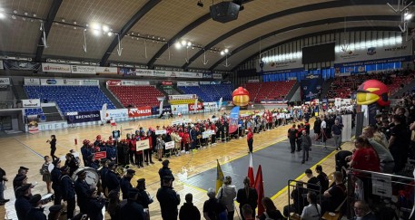 Młodzi strażacy na start!