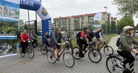 Rowerowy start z mistrzowskim akcentem