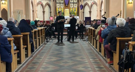 Muzyka pasyjna w murach kościoła