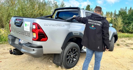 Nowy Hilux już na służbie. Ma być gotowy na każde wyzwanie