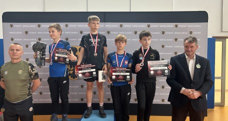 12 medali i tytuł najlepszego zawodnika turnieju!