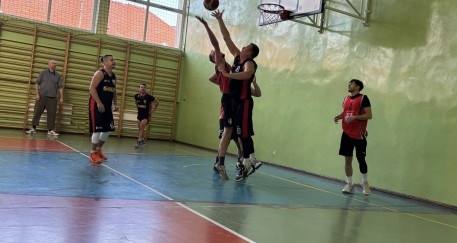 Rywalizacja wśród amatorów nabiera tempa