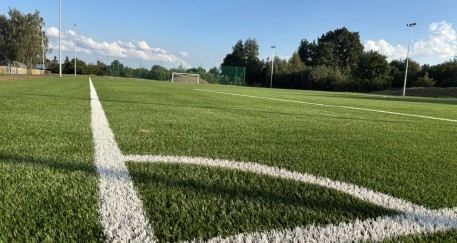 Sztuczna murawa w Koźlu