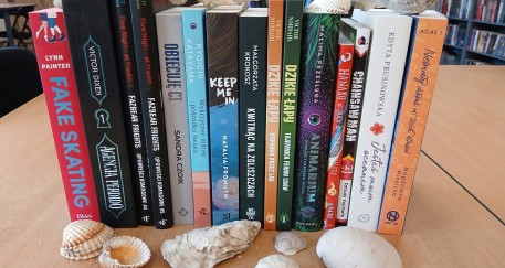 Szwajcarzy wkraczają do biblioteki