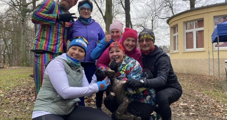 Z parkrun'erami biega Koziołek