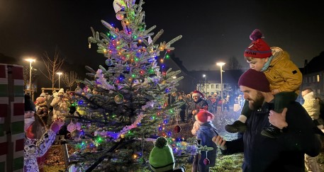 Świąteczne spotkanie sąsiadów na Pogorzelcu