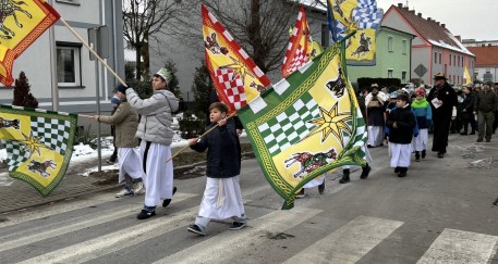 Blask gwiazdy poprowadził wiernych przez Pogorzelec