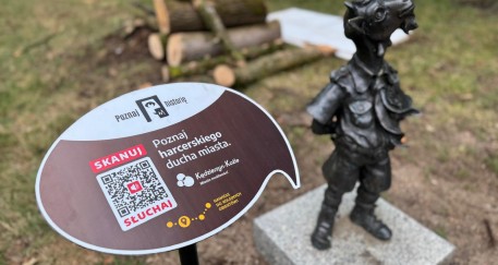 Poznaj Szlak Koziołków na nowo z kodem QR
