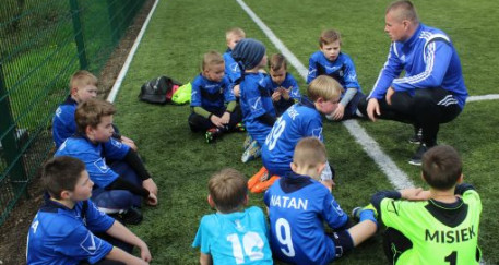 Piłkarskie nadzieje na stadionie w Koźlu