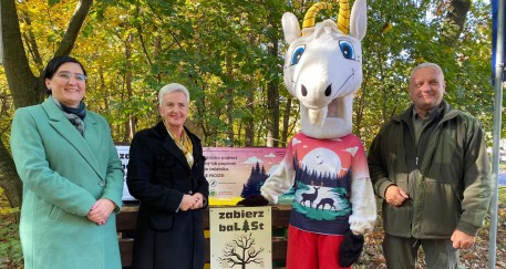 Chwyć worek i „Zabierz baLASt”, a dostaniesz koszulkę